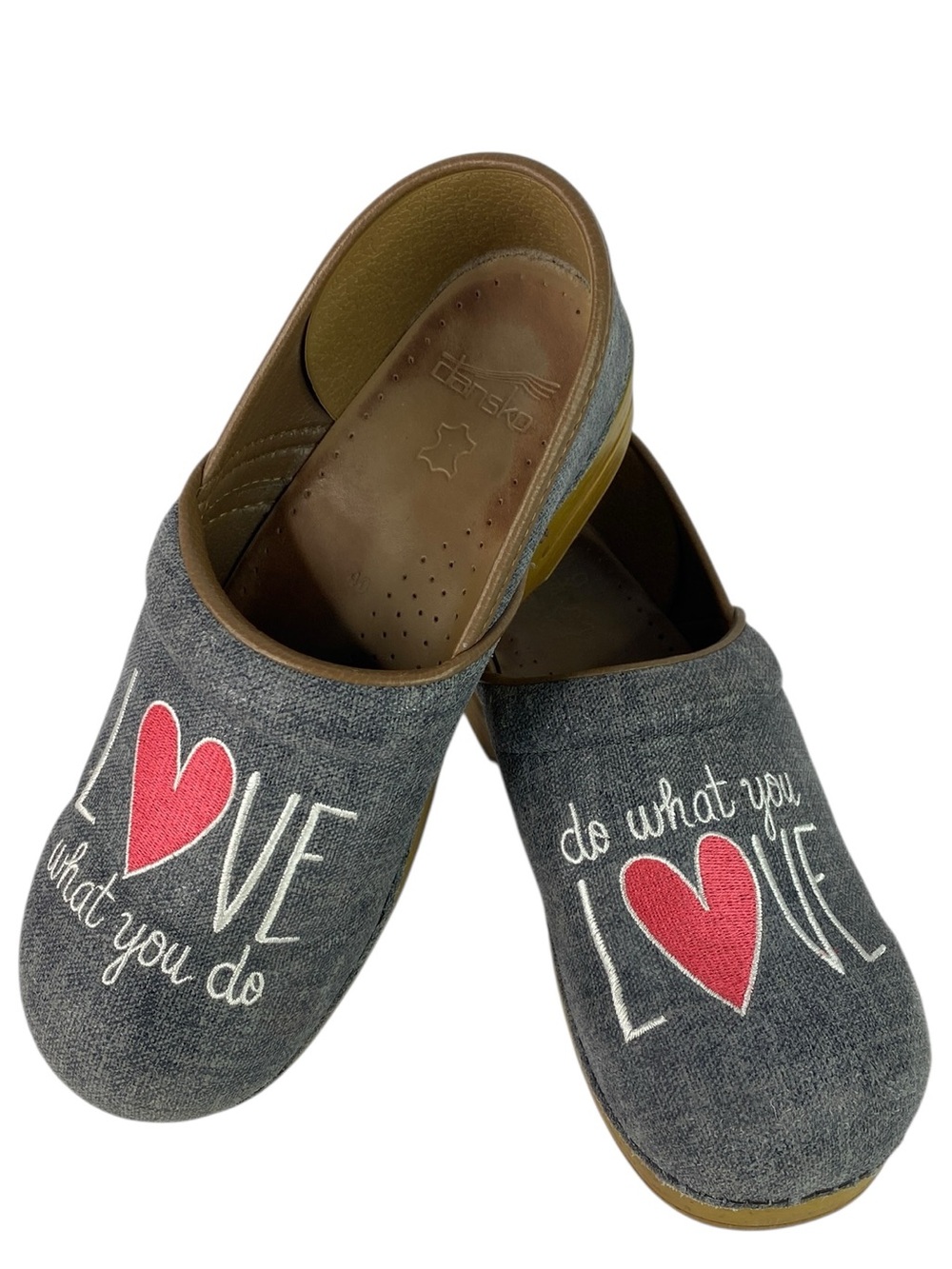 Dansko Shoes Womens Size 9.5 EU 40 Gray Denim Love Heart Clogs Slip On Comfort